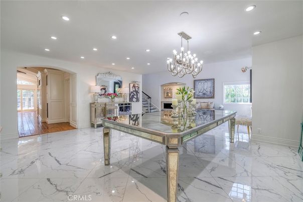 Chandelier, Fireplace, Interior, Marble, Recessed Lighting