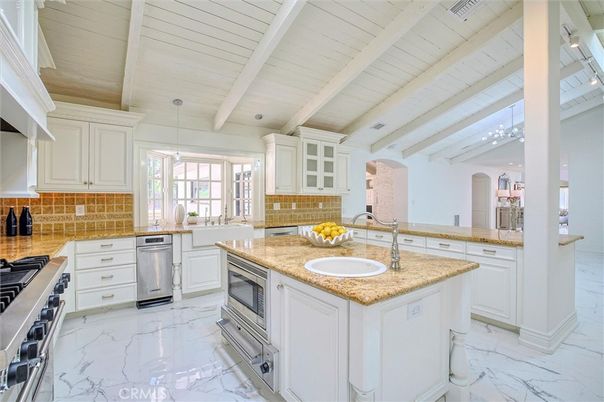Interior, Kitchen, Marble, Recessed Lighting, Stainless Steel Appliances
