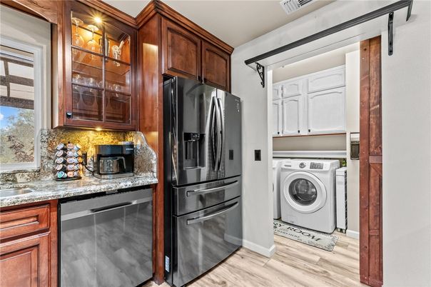 Interior, Kitchen, Washer, Wood Texture Flooring