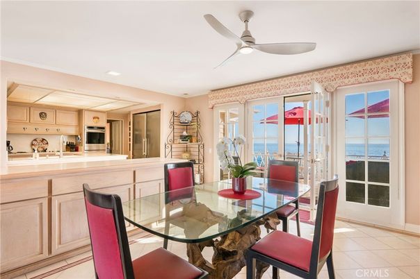 Dining room, Interior, Kitchen, Recessed Lighting, Water