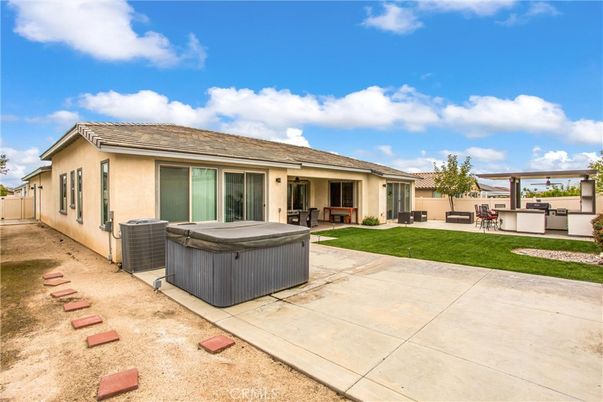 Backyard, Exterior, Hot Tub