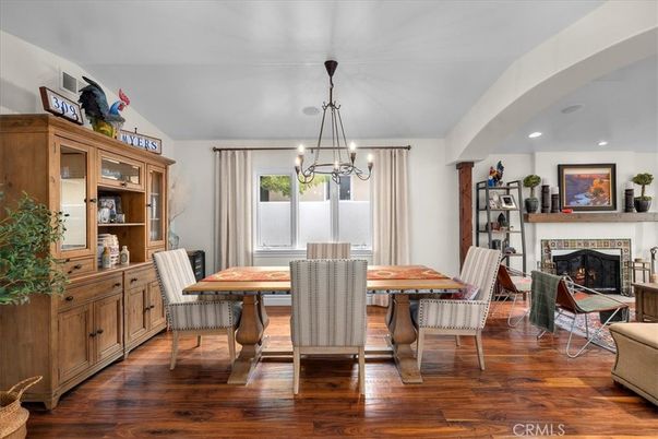Dining room, Fireplace, Interior, Pendant Lights, Recessed Lighting, Wood Texture Flooring