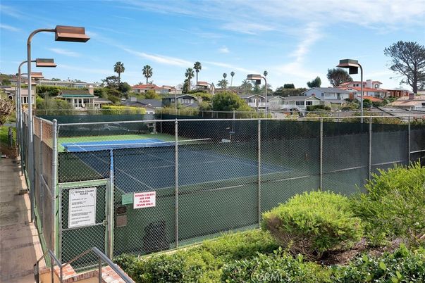 Exterior, Tennis Courts