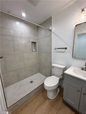 Bathroom, Interior, Recessed Lighting, Wood Texture Flooring