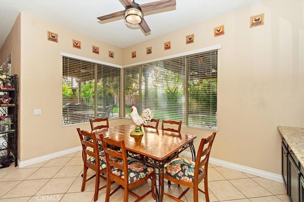 Dining room, Interior