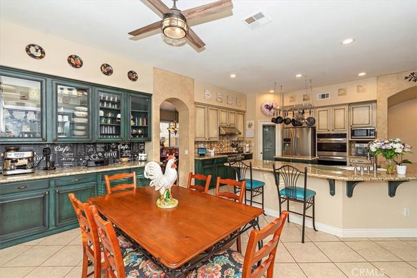 Dining room, Interior, Kitchen, Recessed Lighting, Stainless Steel Appliances