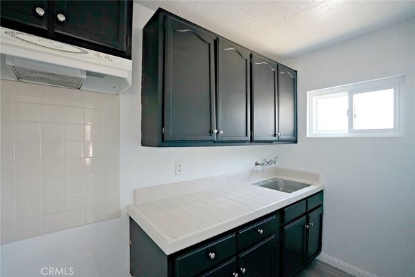 Interior, Kitchen, Tile Countertops