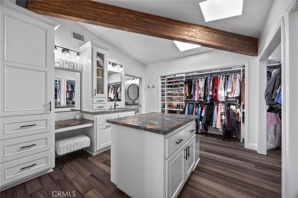 Interior, Walk-in Closets, Wooden Beams, Wood Texture Flooring