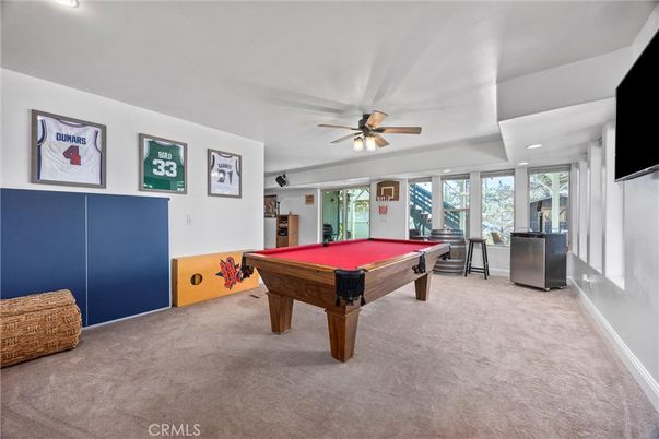 Billiard Table, Game Room, Interior, Recessed Lighting