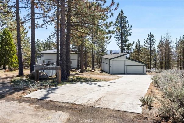 Backyard, Detached Garage, Exterior