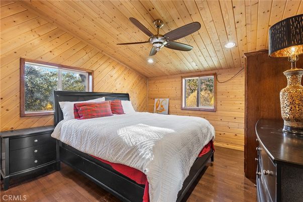 Bedroom, Interior, Recessed Lighting, Wooden Ceilings, Wood Texture Flooring, Wooden Walls