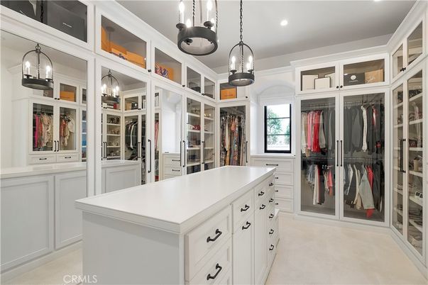 Interior, Pendant Lights, Recessed Lighting, Walk-in Closets