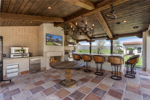 Chandelier, Exterior, Fireplace