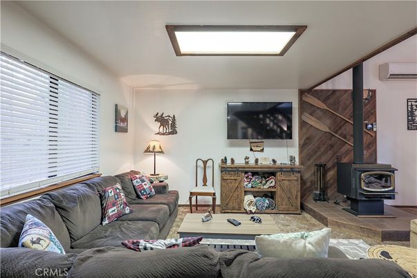 Fireplace, Interior, Living room