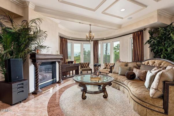 Chandelier, Fireplace, Interior, Living room, Recessed Lighting
