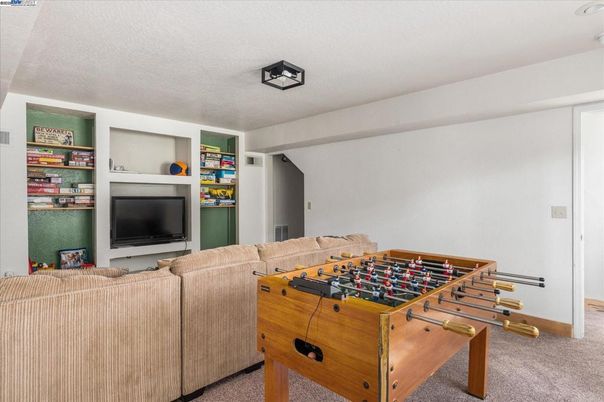 Game Room, Interior, Living room
