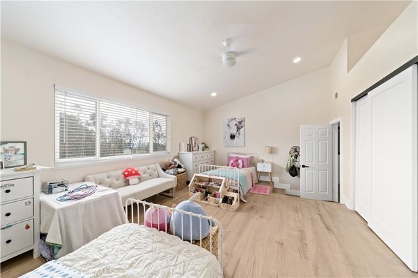 Bedroom, Interior, Living room, Recessed Lighting, Wood Texture Flooring