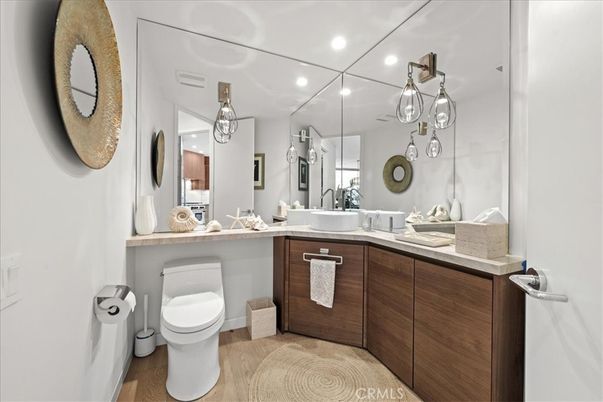 Bathroom, Interior, Pendant Lights, Recessed Lighting, Wood Texture Flooring