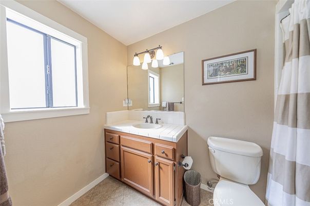Bathroom, Interior, Tile Countertops