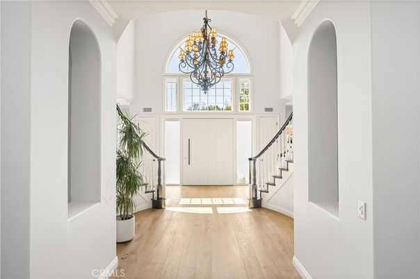 Chandelier, Interior, Wood Texture Flooring