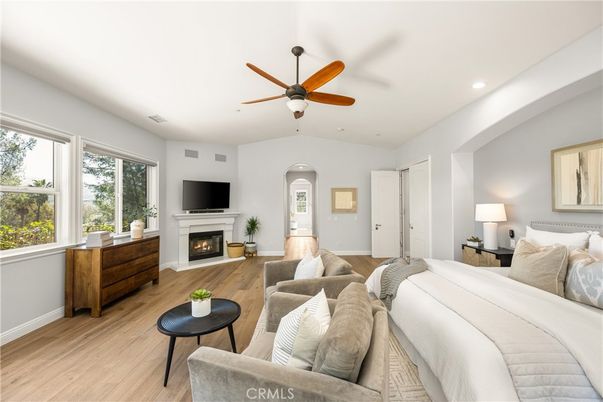 Bedroom, Fireplace, Interior, Recessed Lighting, Wood Texture Flooring