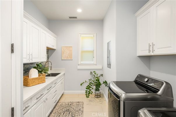 Interior, Recessed Lighting, Washer