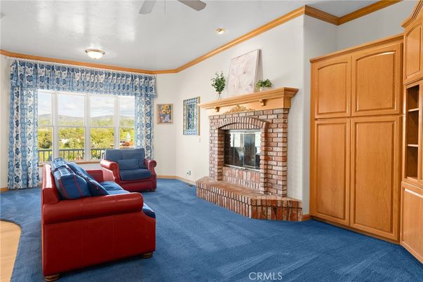 Fireplace, Interior, Living room, Recessed Lighting