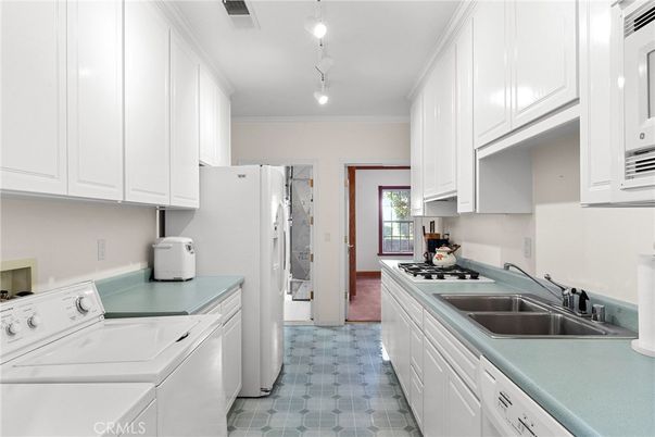 Interior, Kitchen, Washer