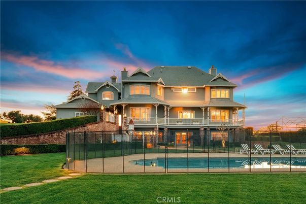 Backyard, Exterior, Facade, Pool, Queen Anne Victorian