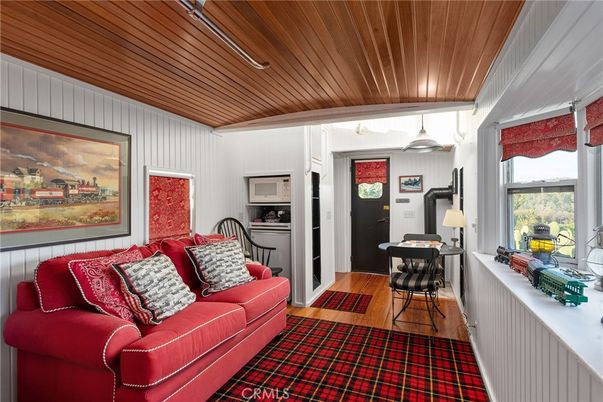 Interior, Kitchen, Living room, Pendant Lights, Wooden Ceilings, Wood Texture Flooring