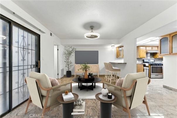 Interior, Kitchen, Living room, Stainless Steel Appliances