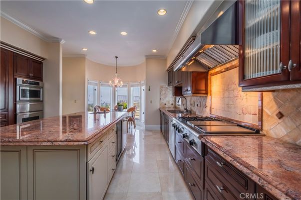 Chandelier, Interior, Kitchen, Recessed Lighting, Stainless Steel Appliances