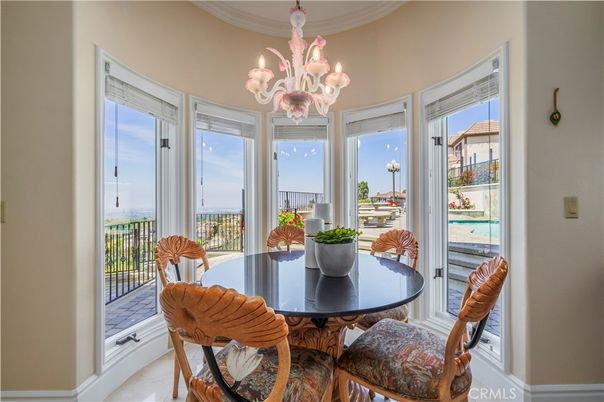 Chandelier, Dining room, Interior, Sun Room