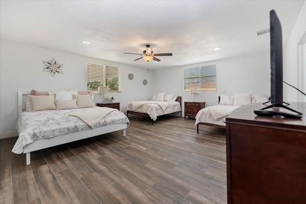 Bedroom, Interior, Recessed Lighting, Wood Texture Flooring