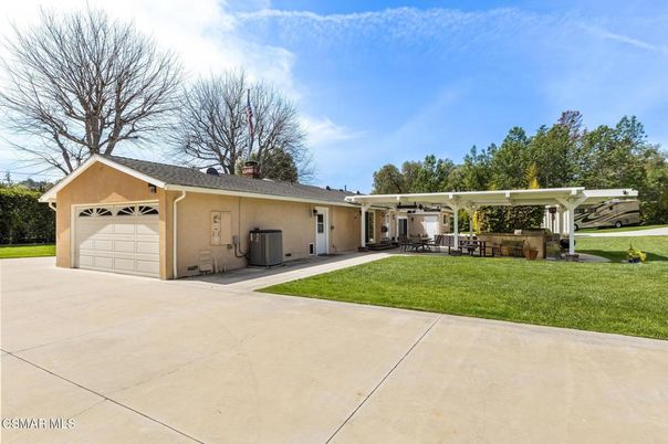 Backyard, Detached Garage, Exterior