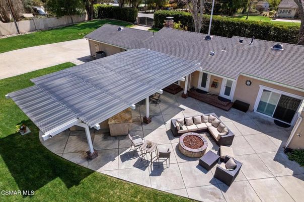 Exterior, Drone