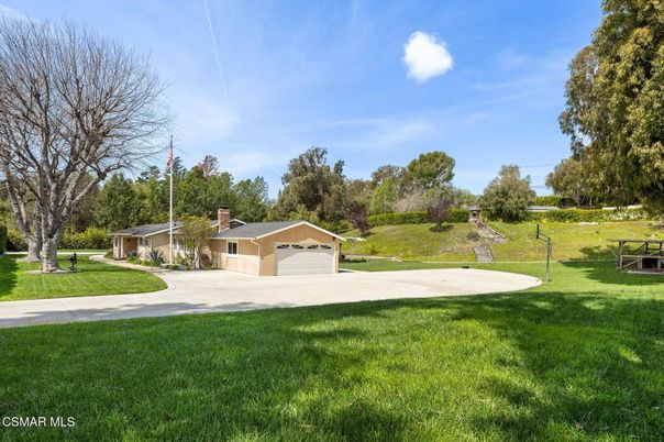 Backyard, Detached Garage, Exterior