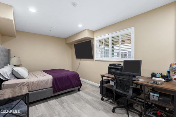 Bedroom, Home Office, Interior, Recessed Lighting, Wood Texture Flooring