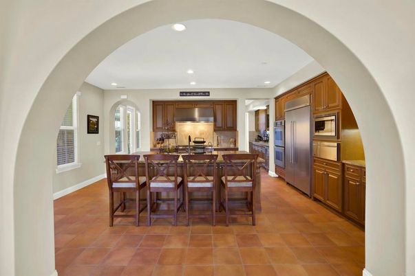 Dining room, Interior, Kitchen, Recessed Lighting, Stainless Steel Appliances