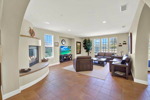 Fireplace, Interior, Living room, Recessed Lighting