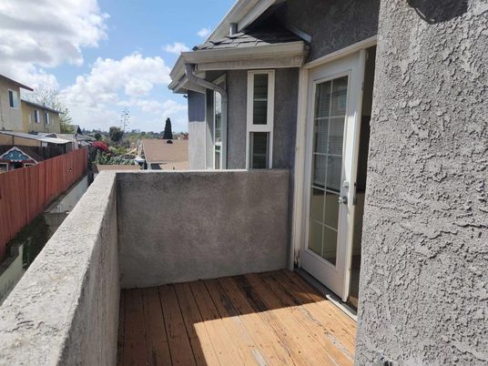 Exterior, Wood Texture Flooring