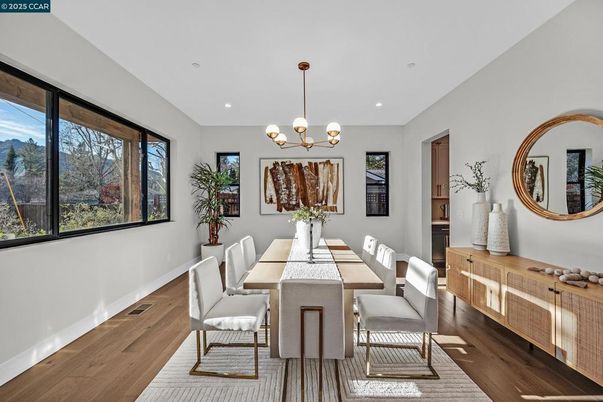 Chandelier, Dining room, Interior, Recessed Lighting, Wood Texture Flooring