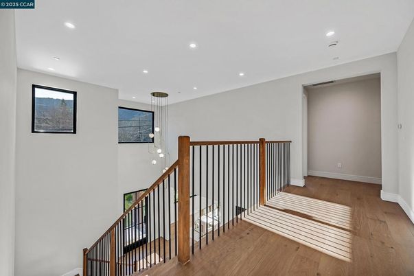 Interior, Pendant Lights, Recessed Lighting, Wood Texture Flooring