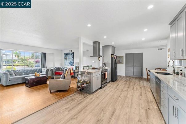 Interior, Kitchen, Living room, Recessed Lighting, Wood Texture Flooring
