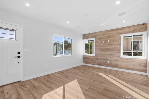 Empty room, Interior, Recessed Lighting, Wood Texture Flooring, Wooden Walls
