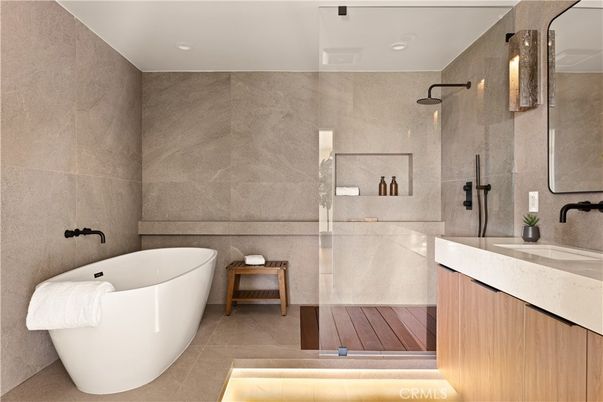 Bathroom, Free Standing Baths, Glass Shower, Interior, Recessed Lighting