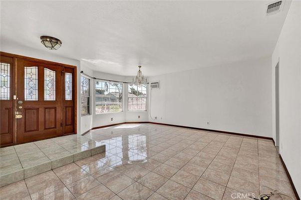 Chandelier, Empty room, Interior