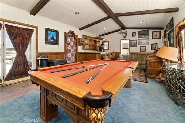 Billiard Table, Game Room, Interior, Recessed Lighting, Wooden Beams