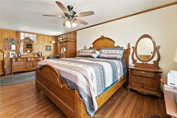 Bedroom, Interior, Wood Texture Flooring, Wooden Walls