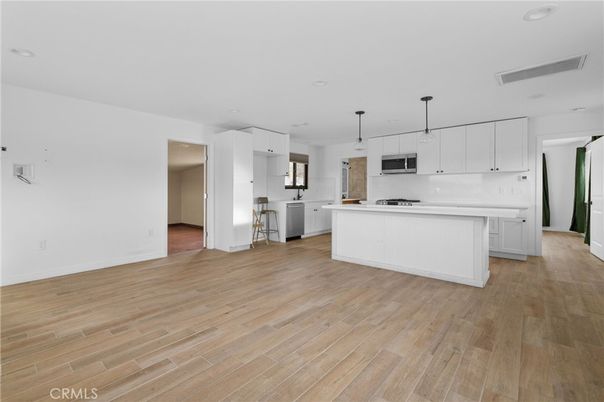 Interior, Kitchen, Pendant Lights, Recessed Lighting, Wood Texture Flooring